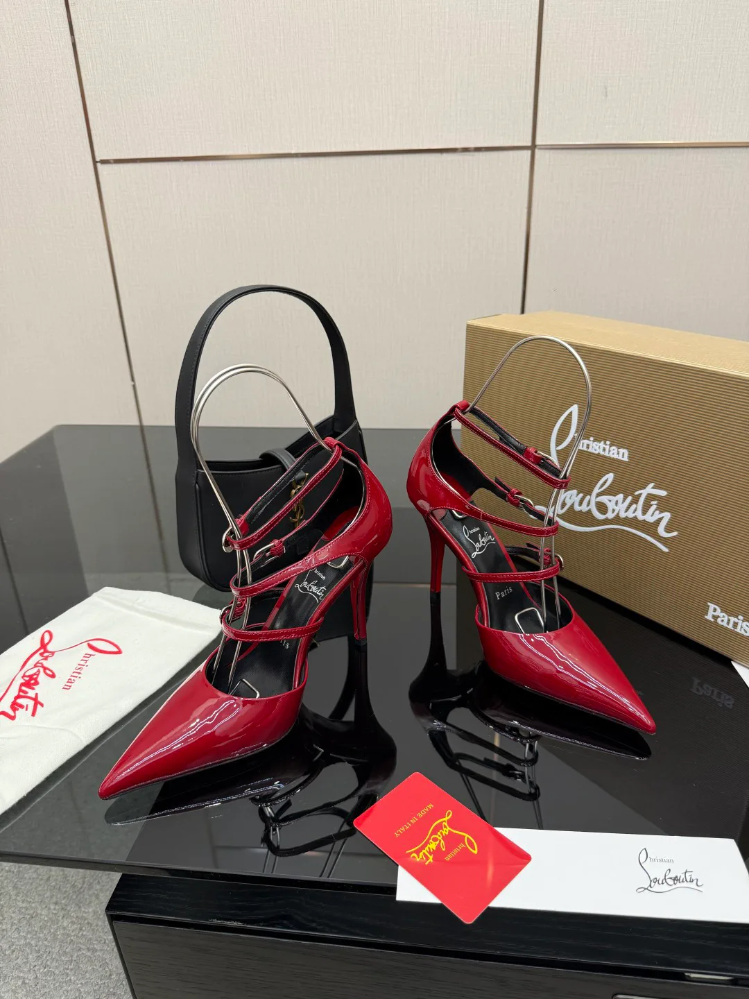 Туфли Женские Christian Louboutin 399078