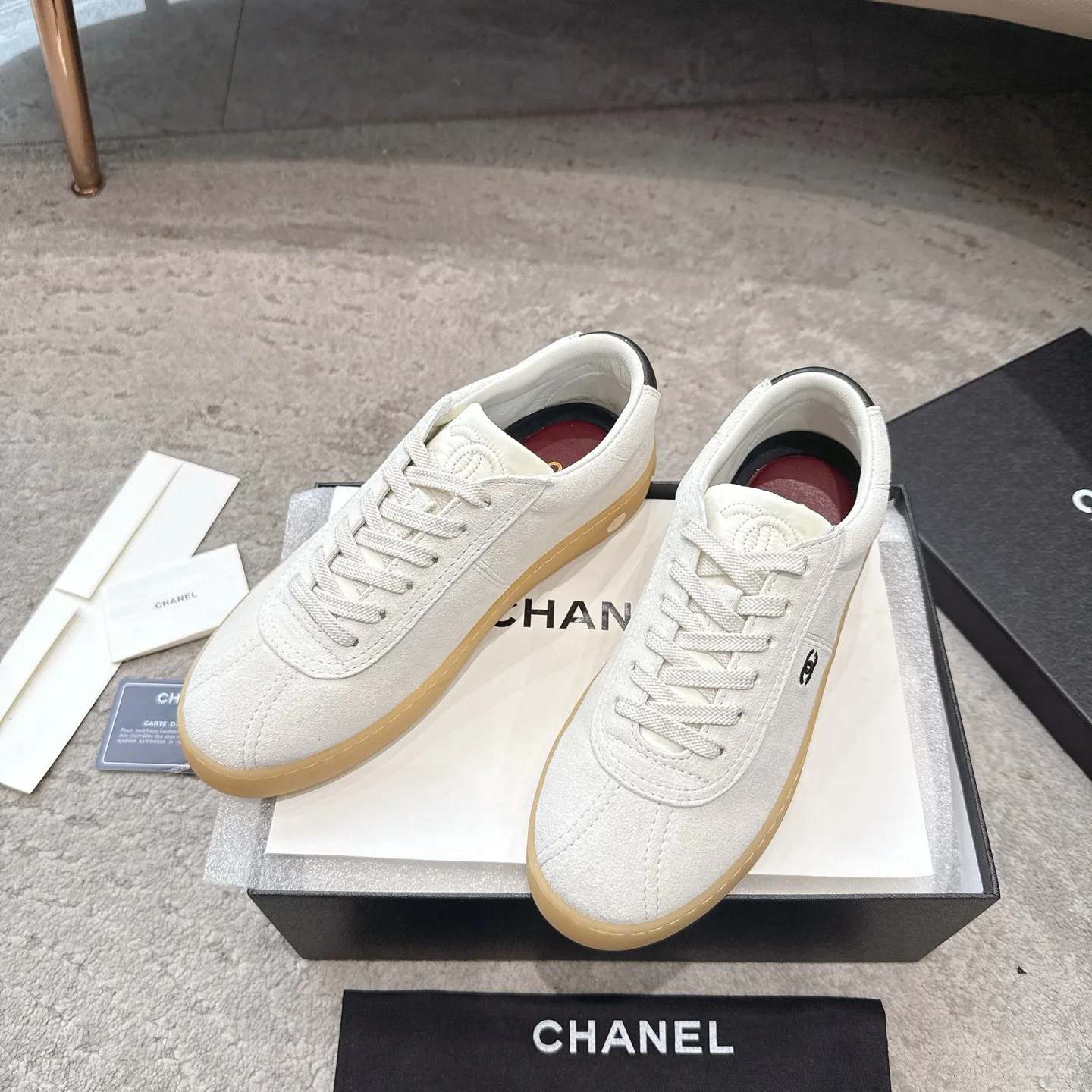 Кроссовки Женские Chanel 13332626