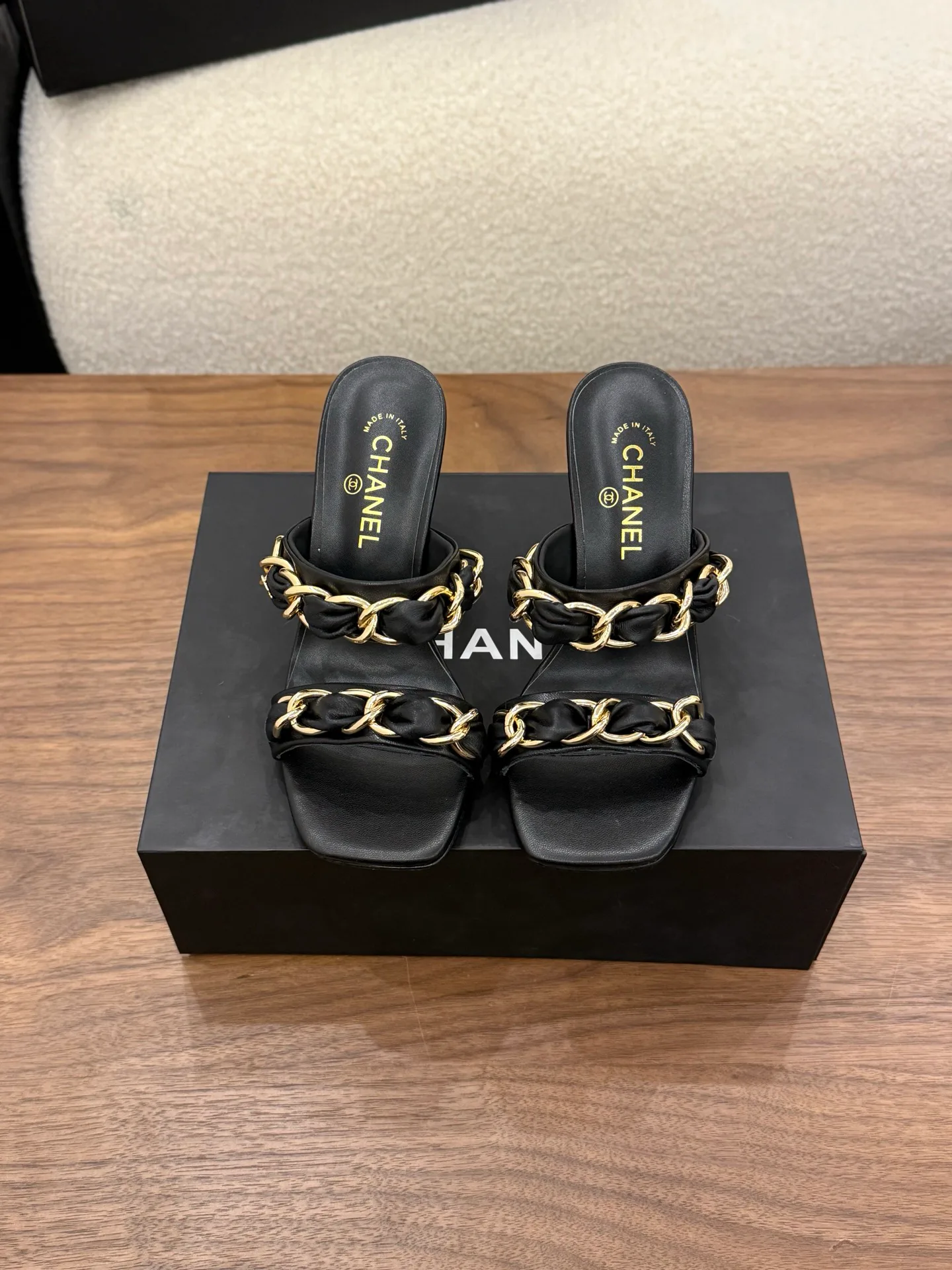 Сандалии Женские Chanel 11559249