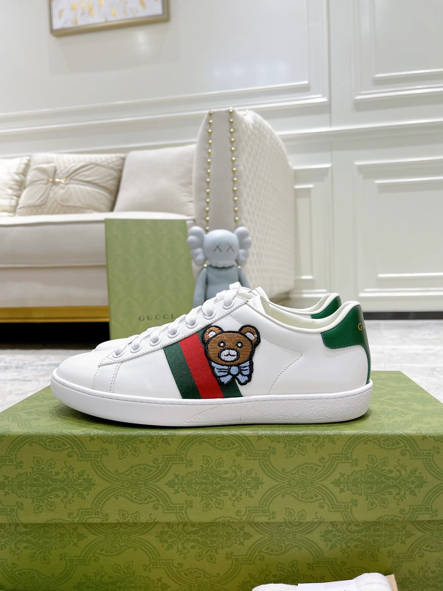 Кроссовки Женские Gucci 17620431