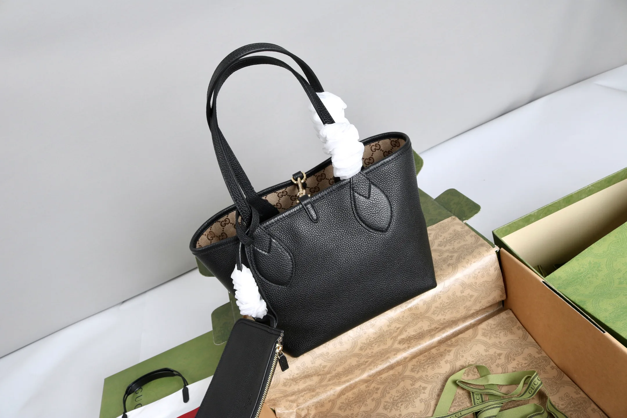 Классические Сумки Женские Gucci 393580