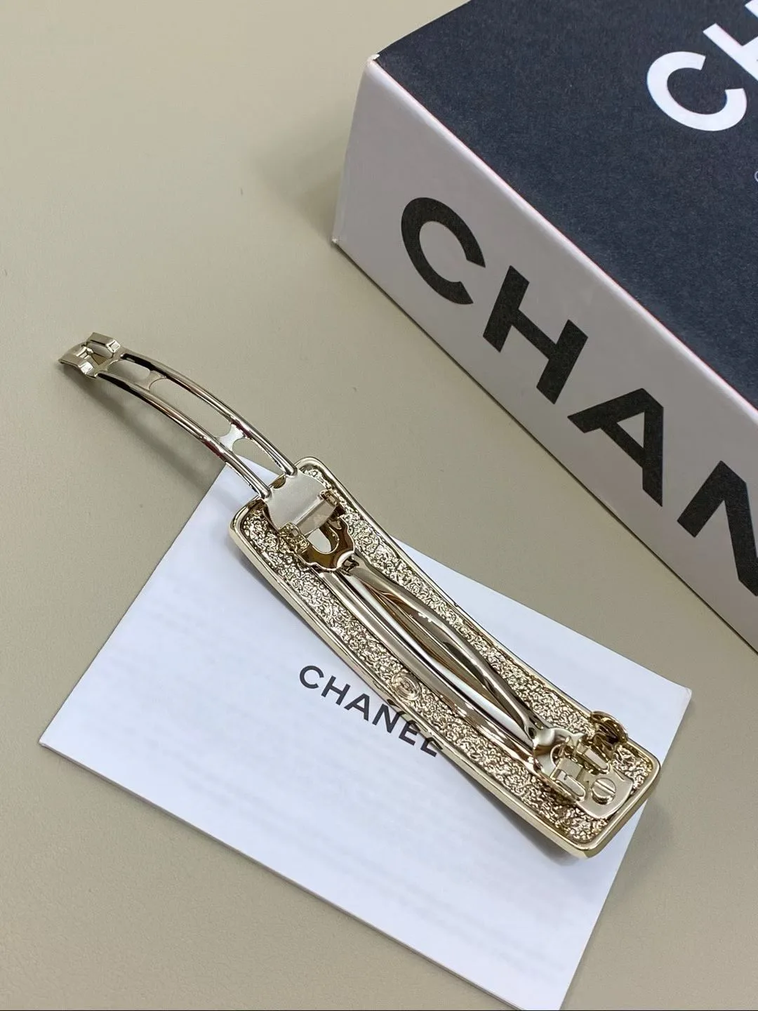 Головные Уборы Chanel 3972917