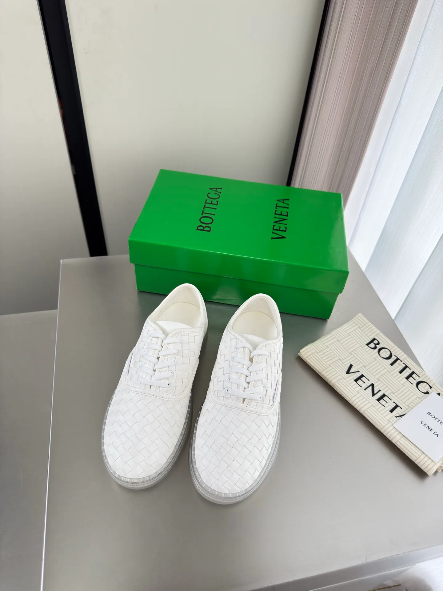 Кроссовки Женские Bottega Veneta 17722630