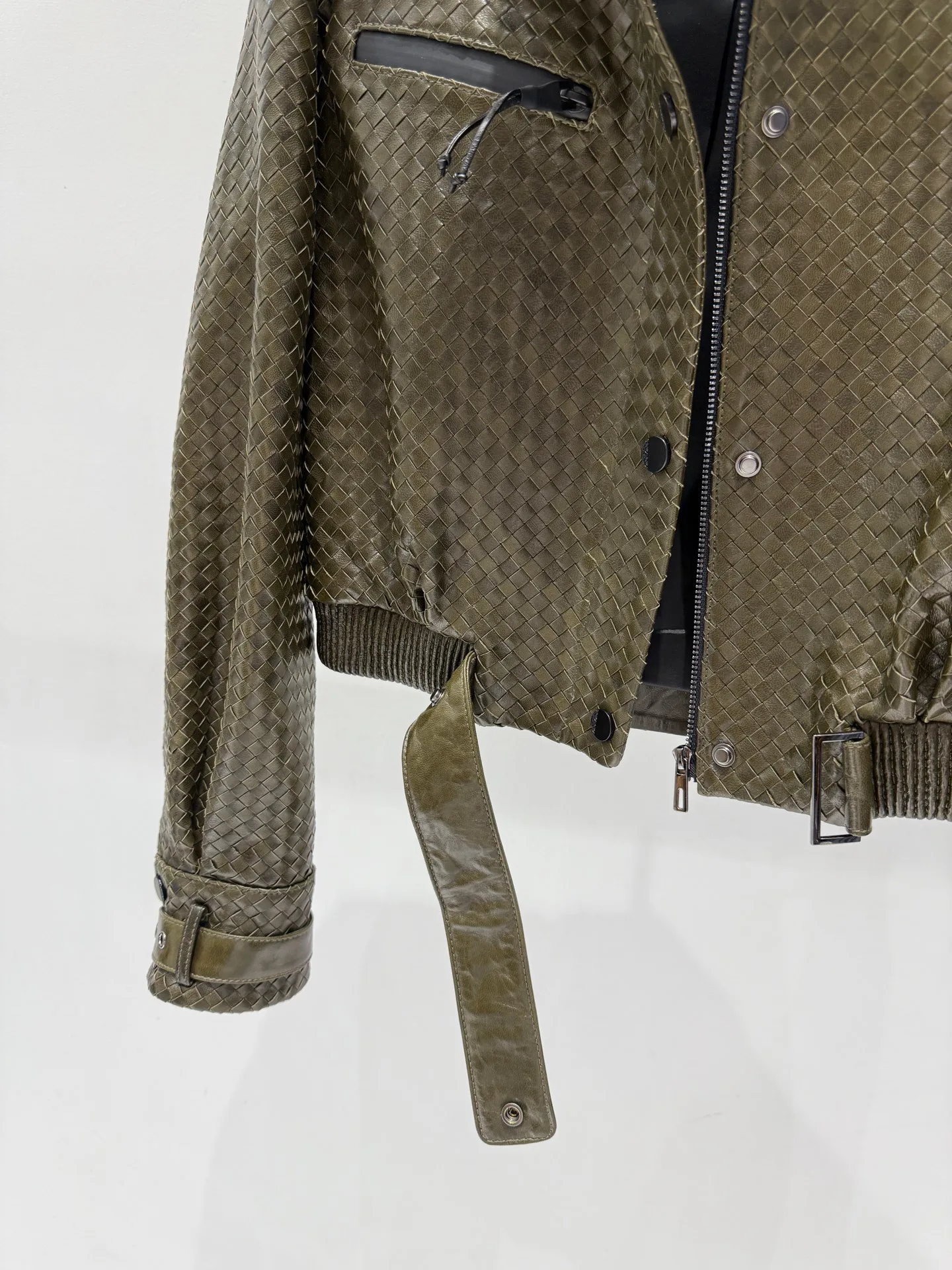Кожаные Куртки И Дублёнки Женские Bottega Veneta 11759388