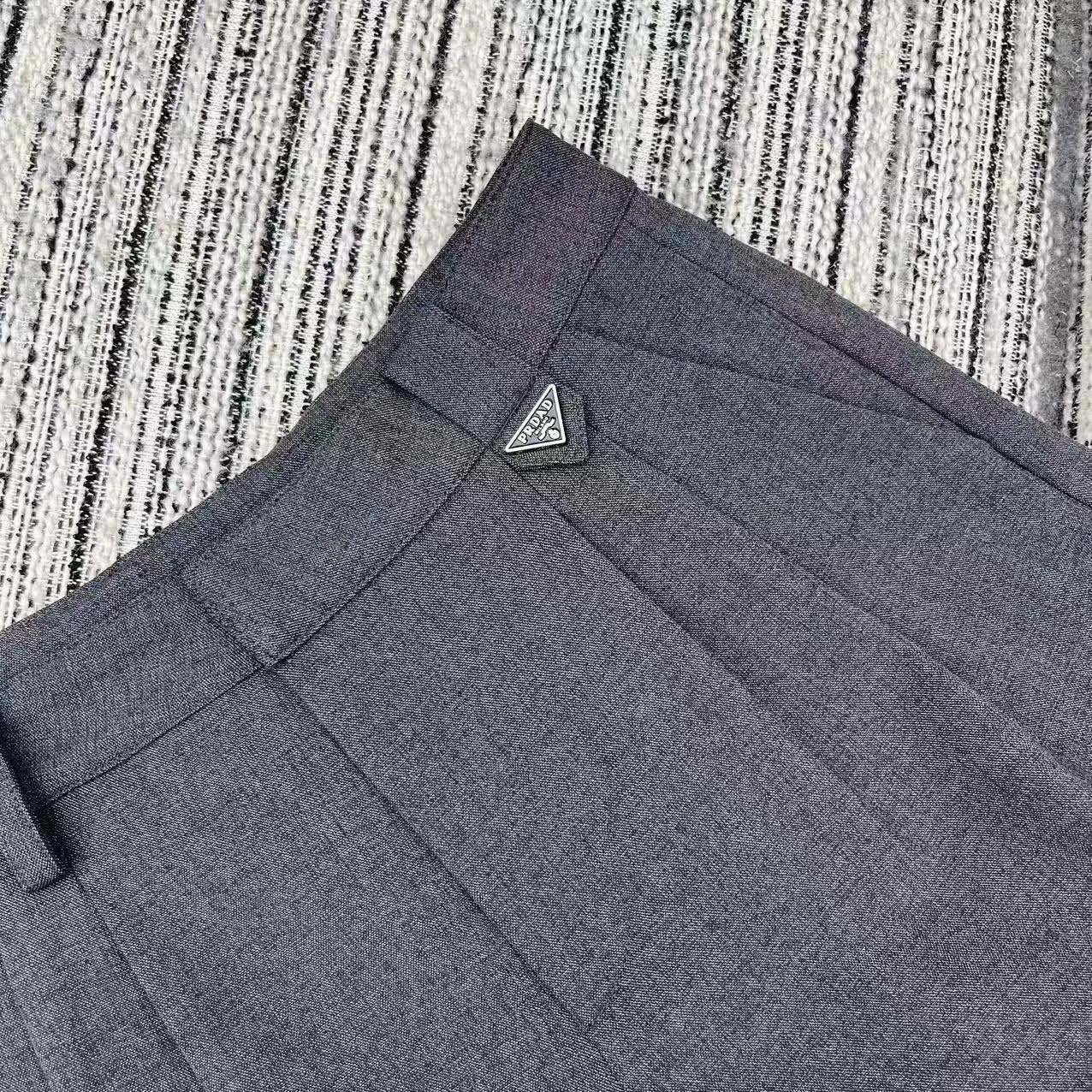 Шорты Женские Prada 11260463