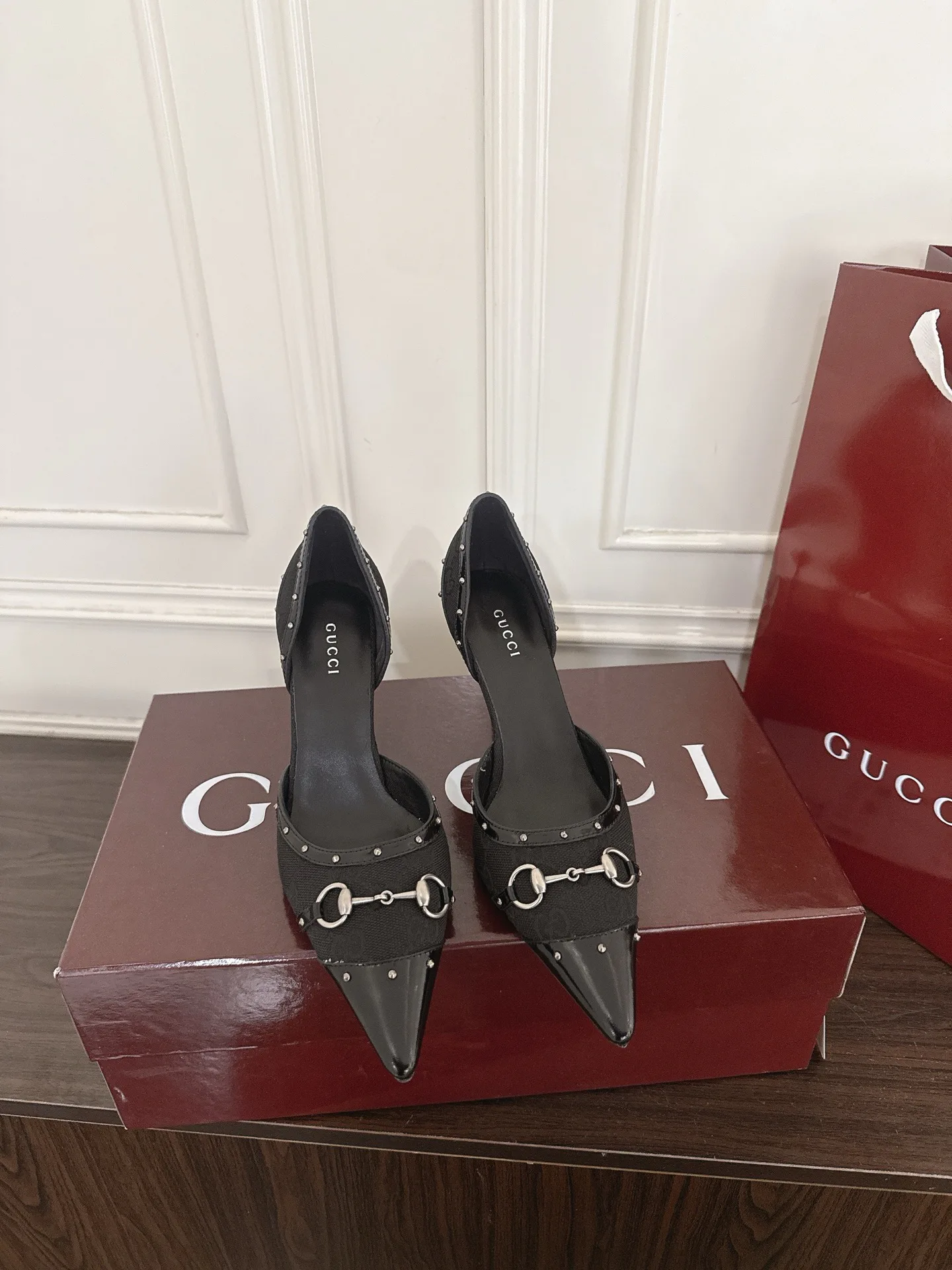 Туфли Женские Gucci 18135592