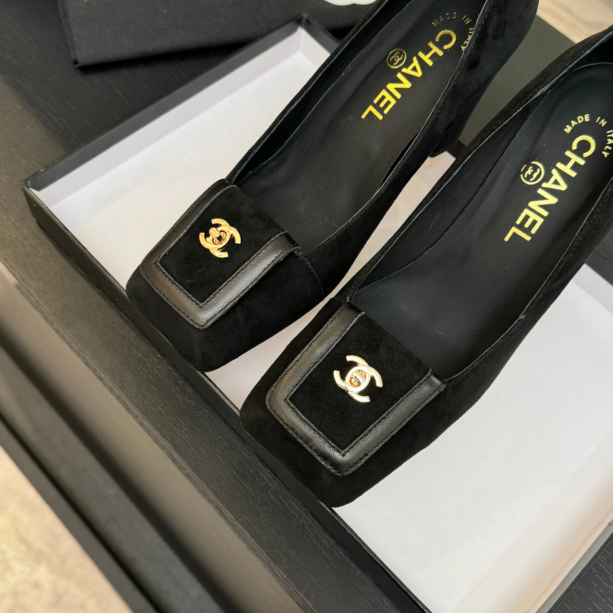 Туфли Женские Chanel 11609387