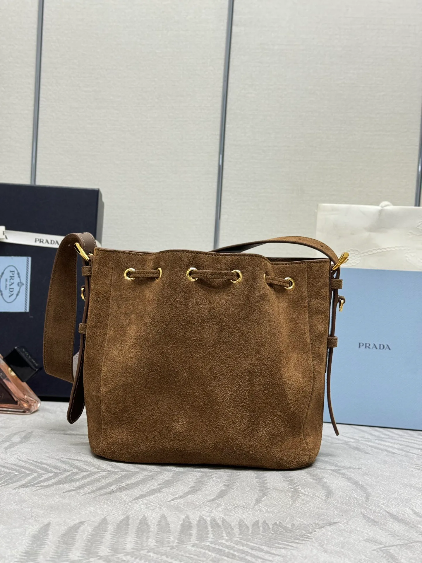 Классические Сумки Женские Prada 852752