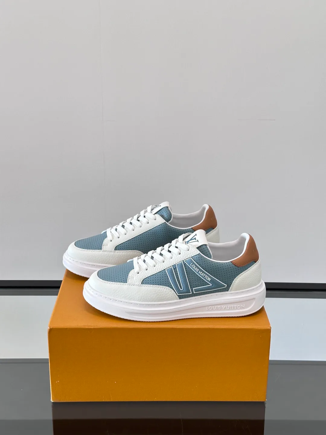 Кроссовки Мужские Louis Vuitton 1142167