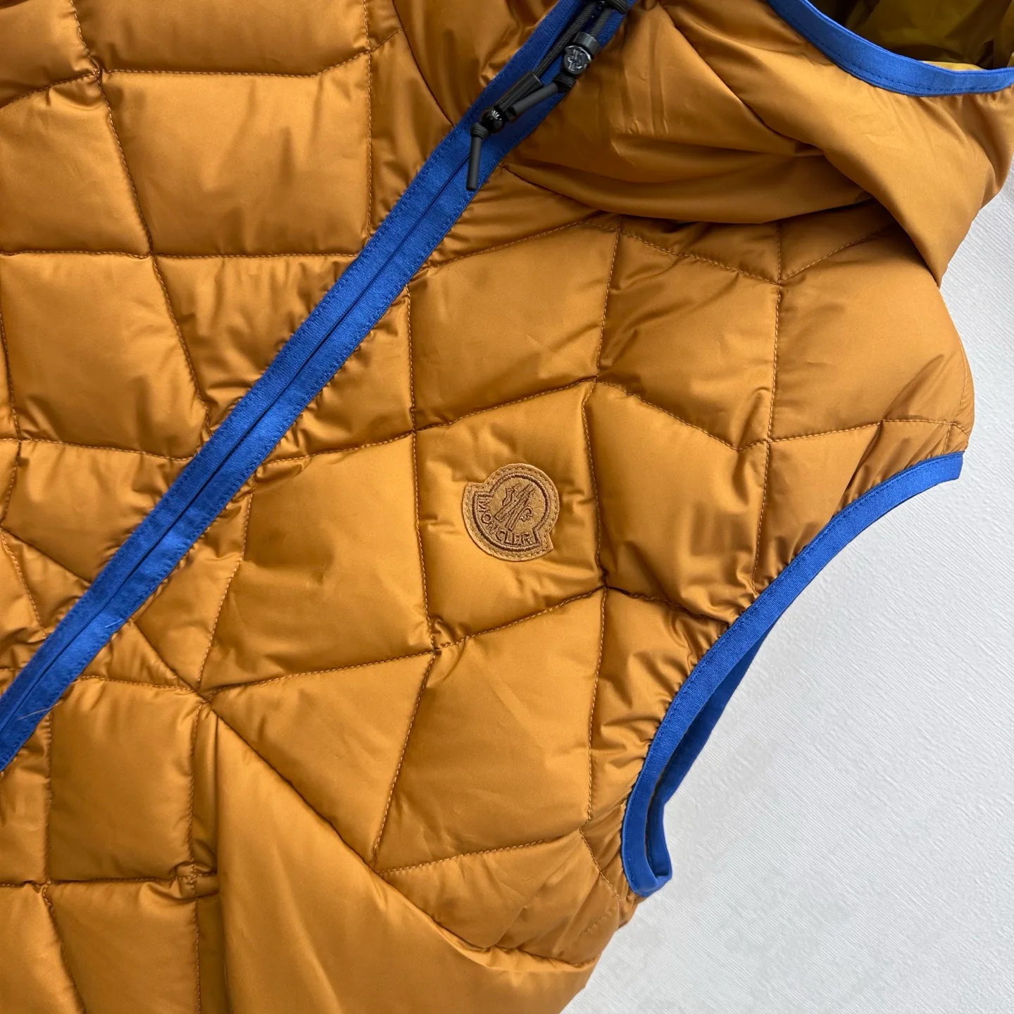Жилеты Женские Moncler 18480677