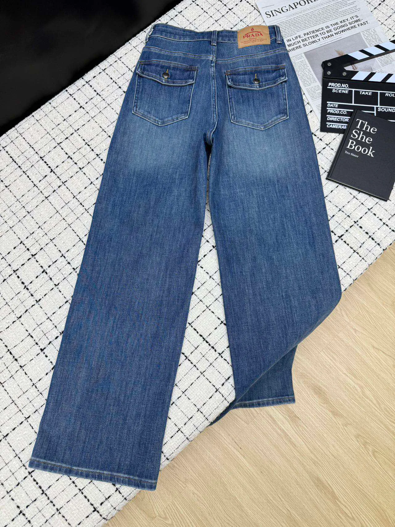 Джинсы Женские Prada 18885558