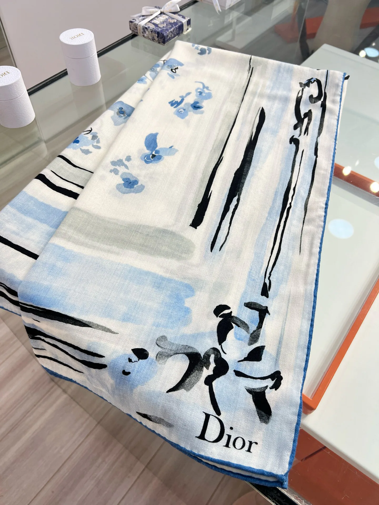 Платки Christian Dior 18468994