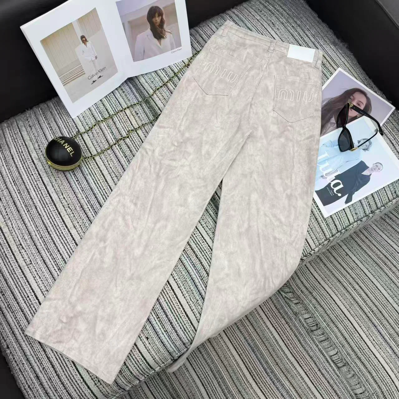 Джинсы Женские Miu Miu 10685854