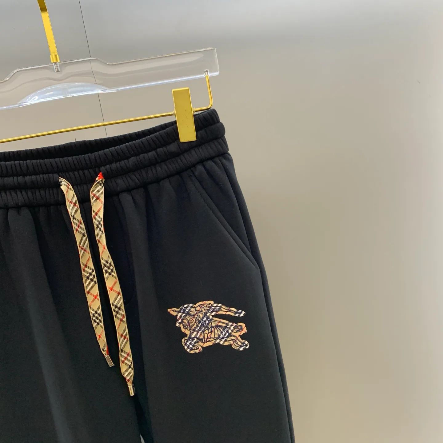 Брюки Женские Burberry 819028