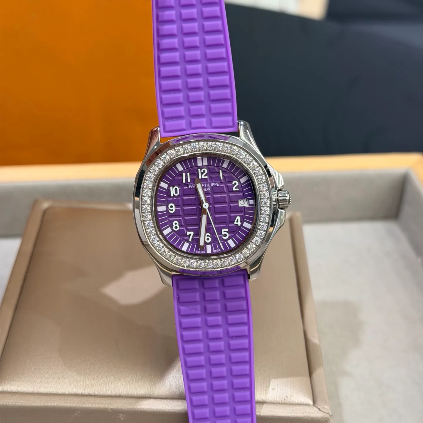 Часы Женские Patek Philippe 17800707