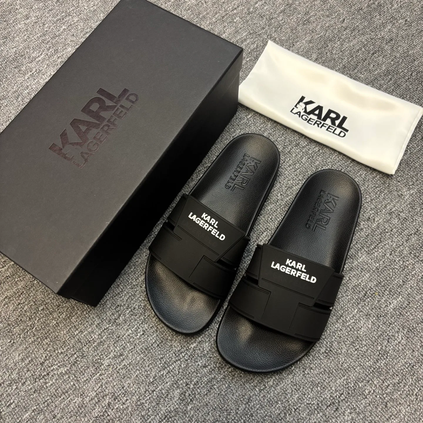 Шлепанцы Женские Karl Lagerfeld 11001531