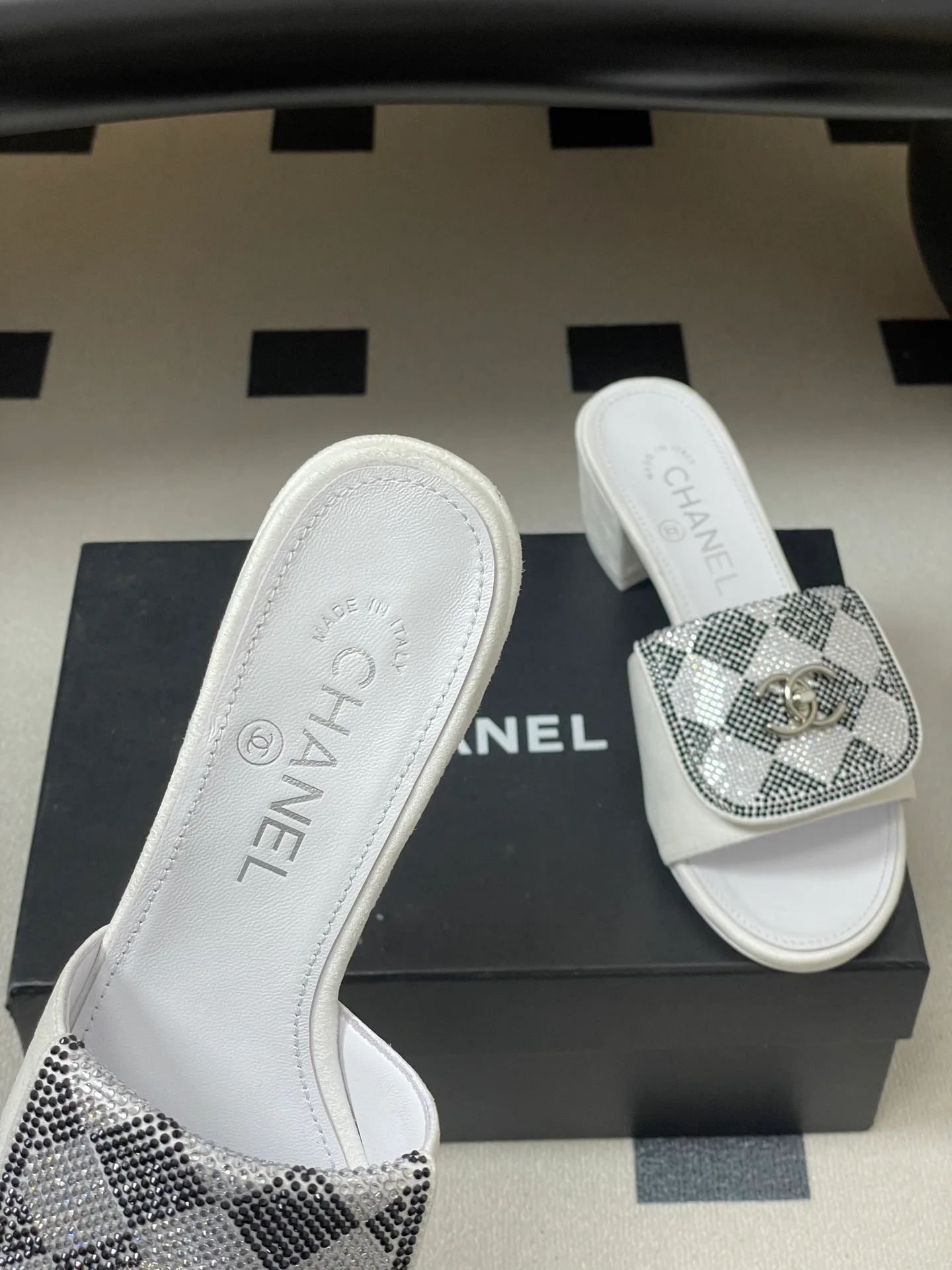 Туфли Женские Chanel 1408239