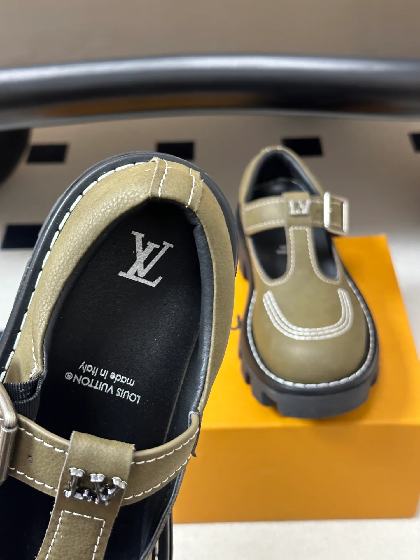 Лоферы И Мокасины Женские Louis Vuitton 19211280