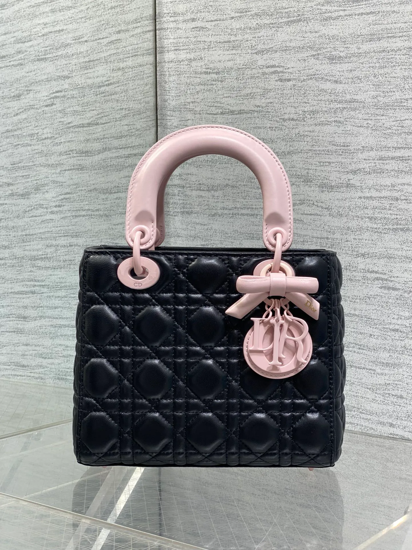 Классические Сумки Женские Christian Dior 17463951