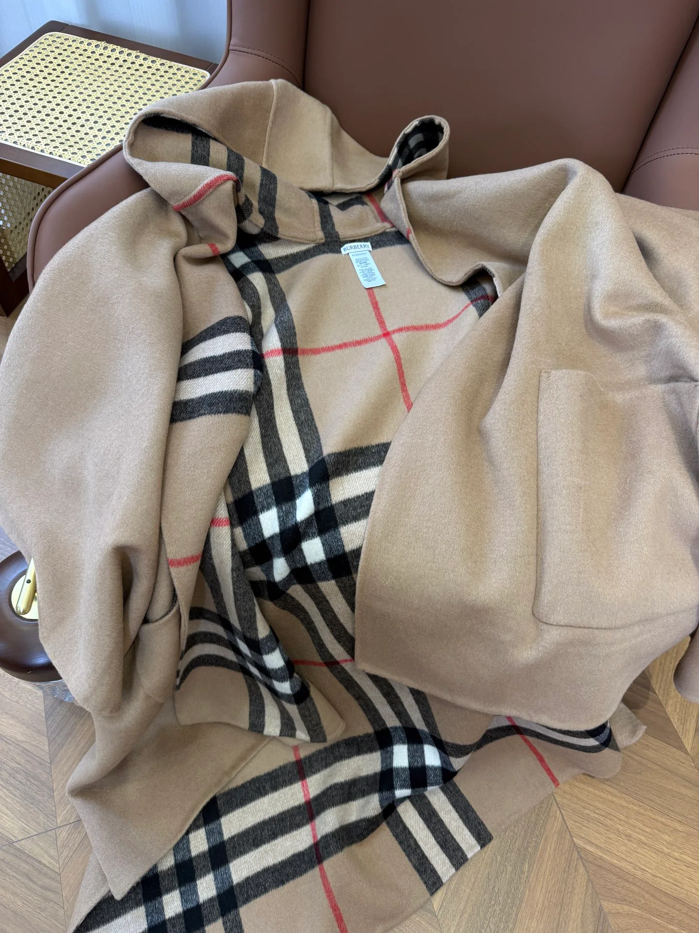 Пальто Женские Burberry 19337232