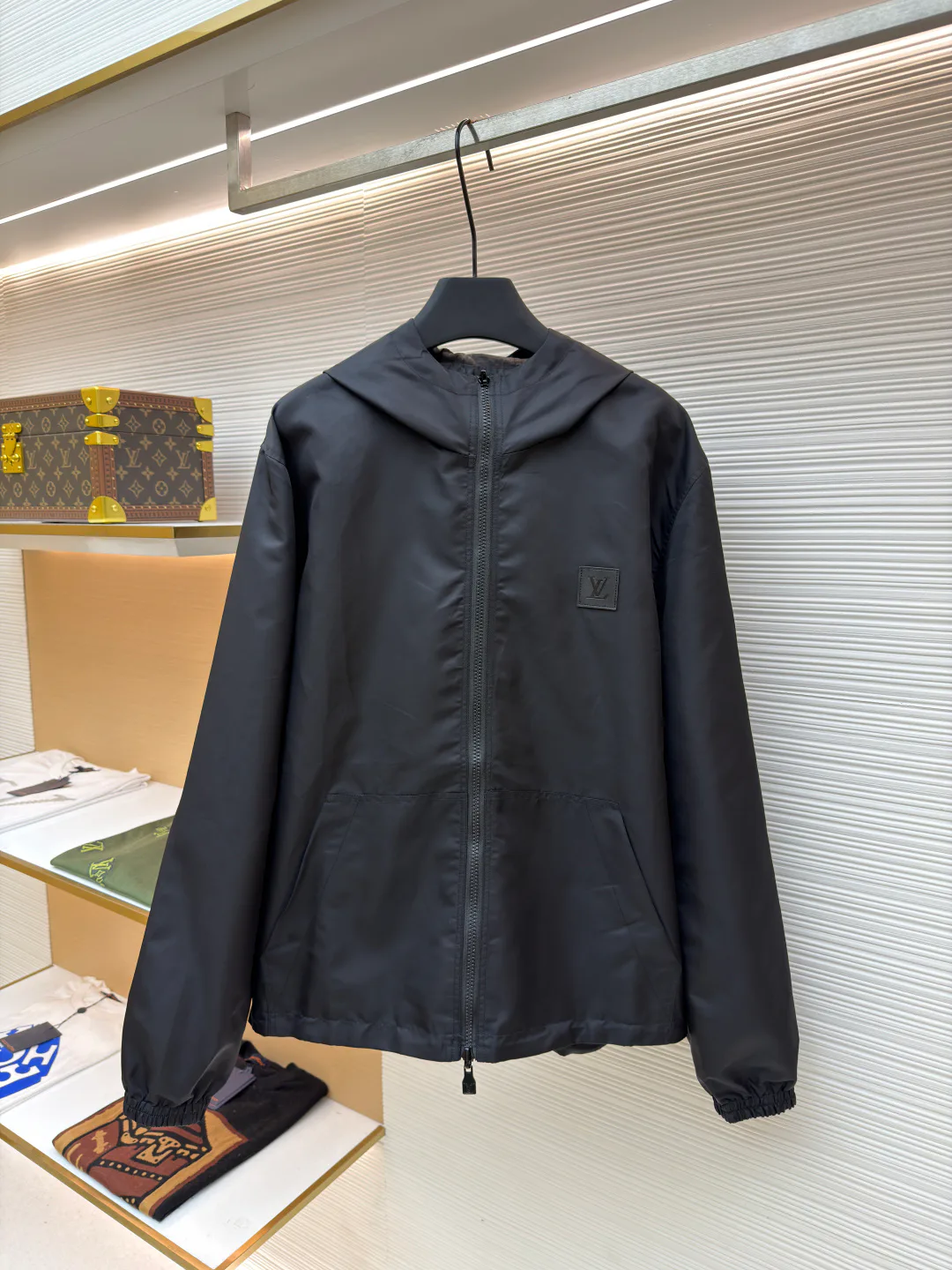 Куртки И Пуховики Мужские Louis Vuitton 11781079
