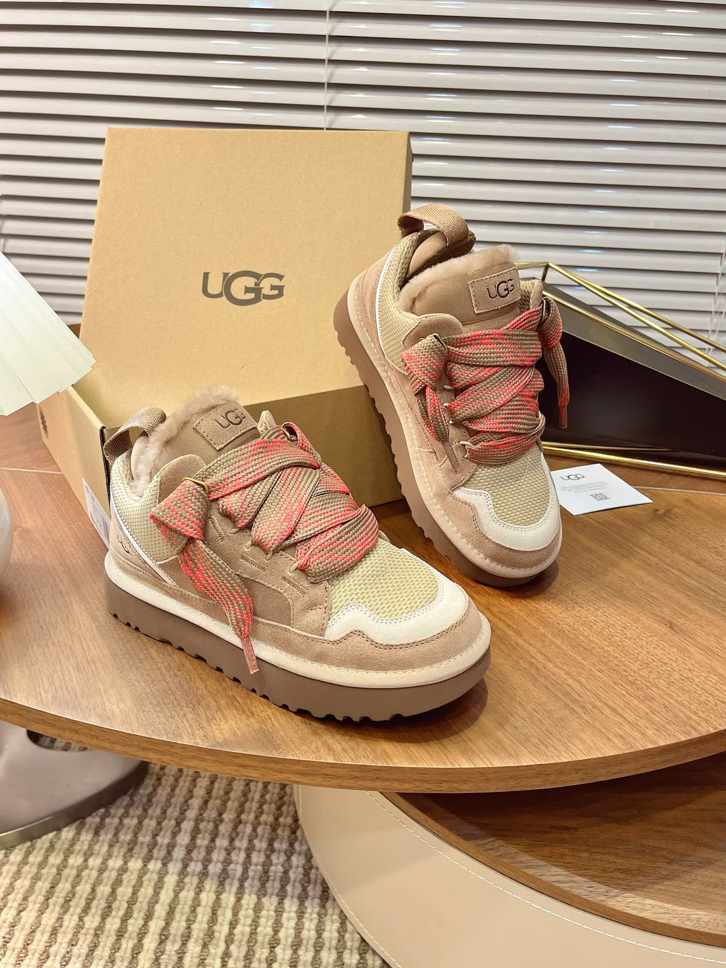 Кроссовки Женские Ugg 79516
