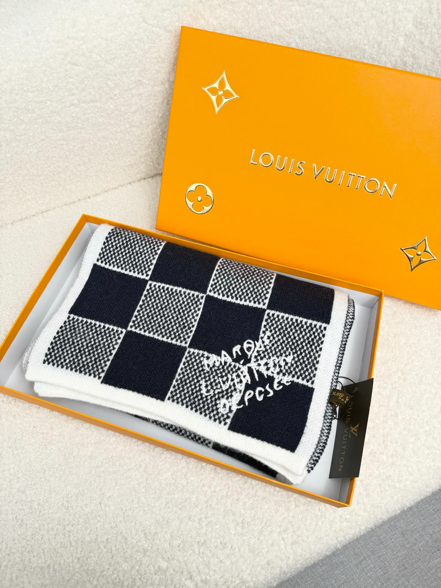 Шарфы Louis Vuitton 205951