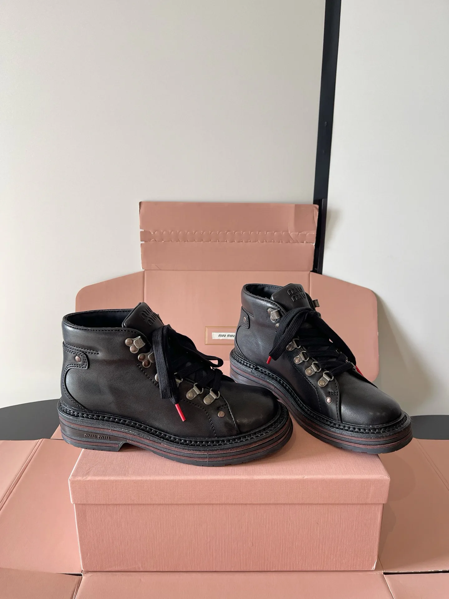 Ботинки Женские Miu Miu 18989458