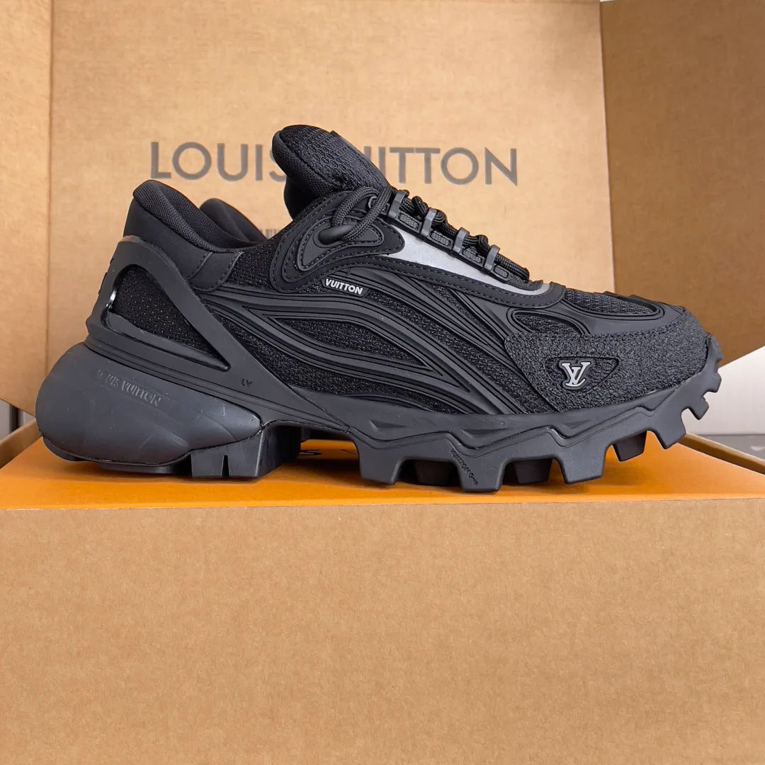Кроссовки Мужские Louis Vuitton 11517889