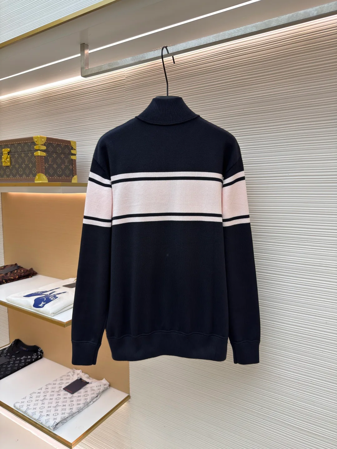 Куртки И Пуховики Мужские Louis Vuitton 17933377