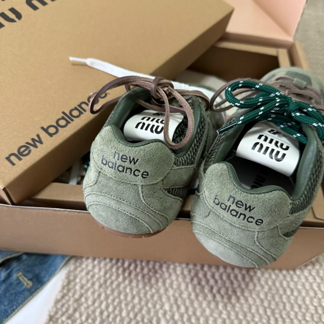 Кроссовки Женские New Balance 18006140