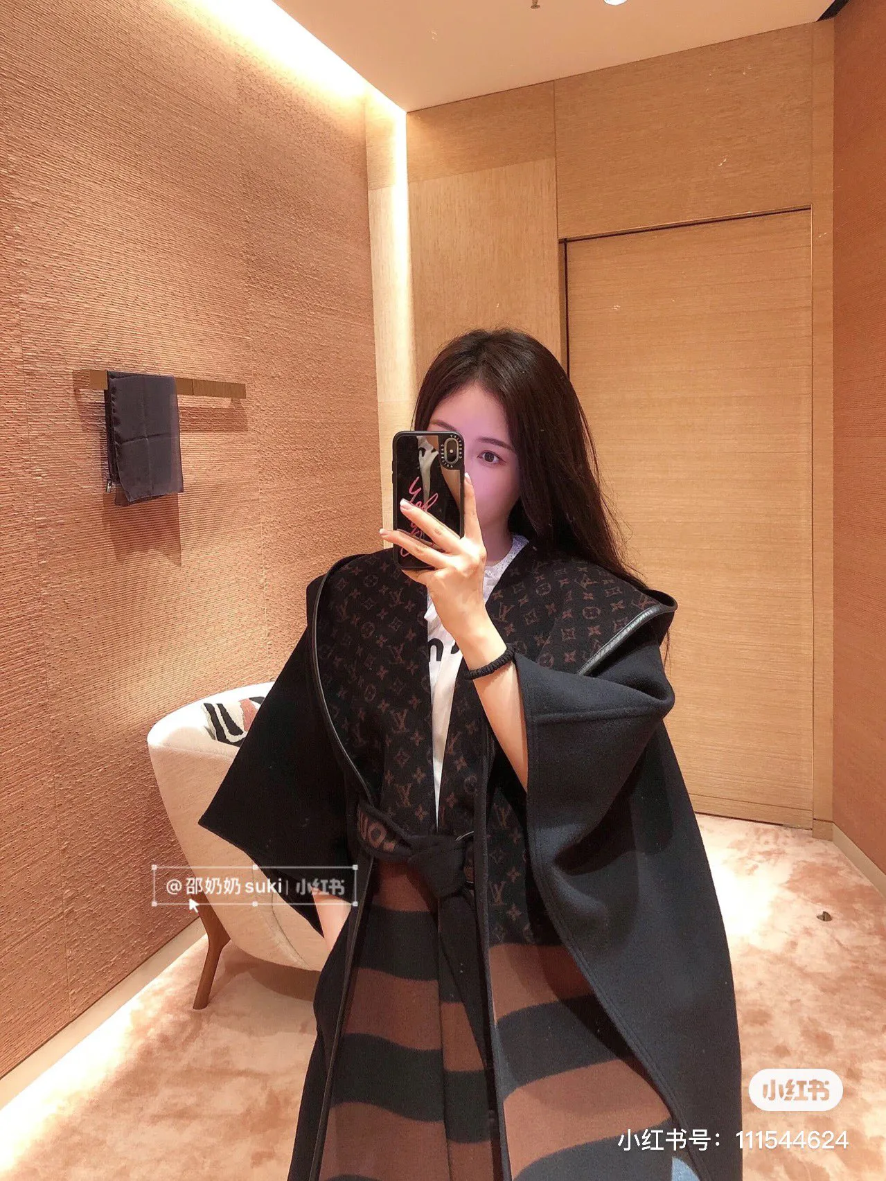 Пальто Женские Louis Vuitton 18601487