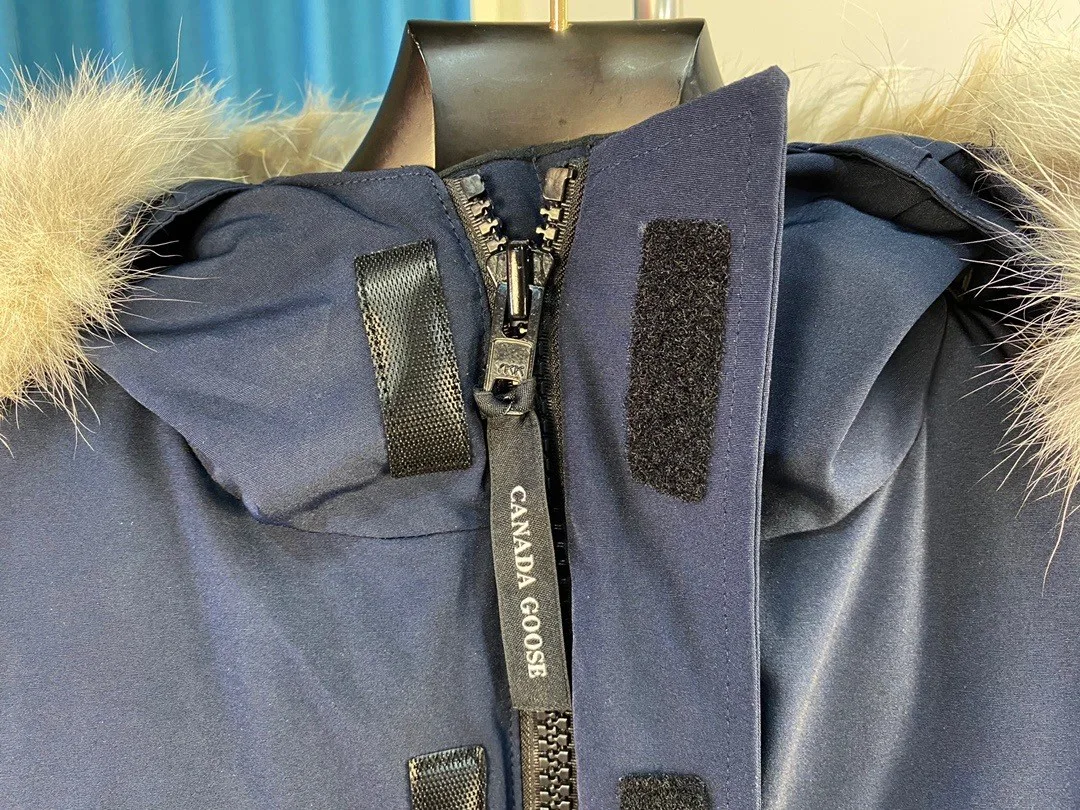 Куртки И Пуховики Женские Canada Goose 17889512