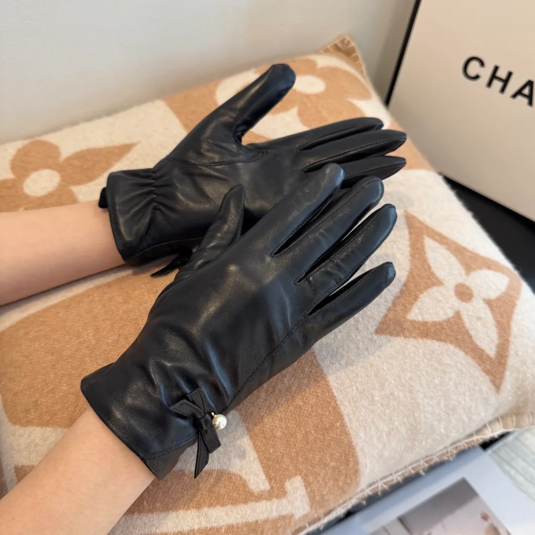 Перчатки Chanel 18574873