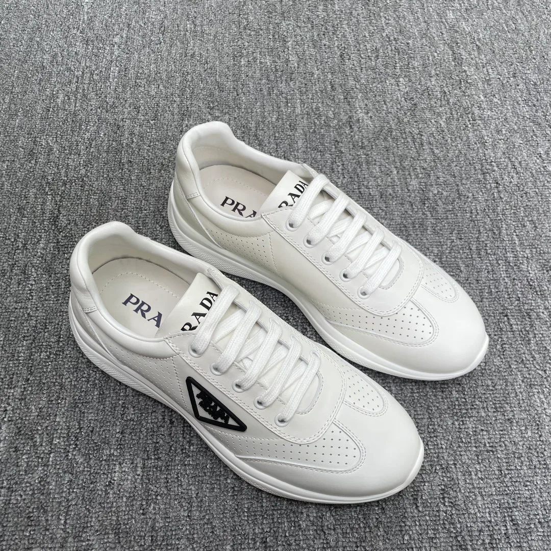 Кроссовки Мужские Prada 18076358