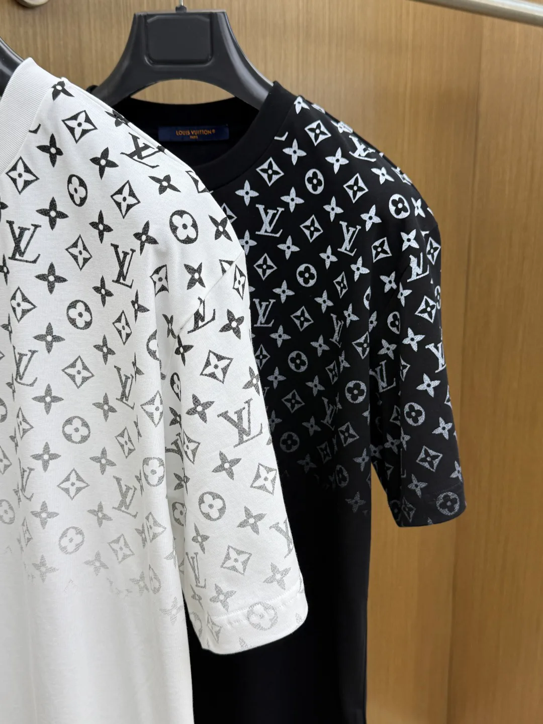 Футболки Женские Louis Vuitton 11632622