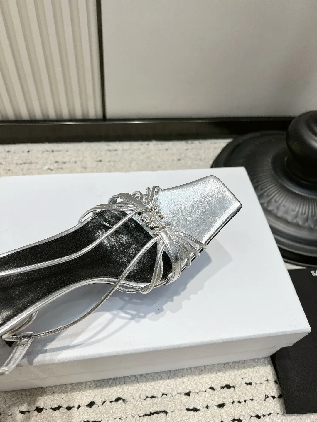 Босоножки Женские Saint Laurent 17578060
