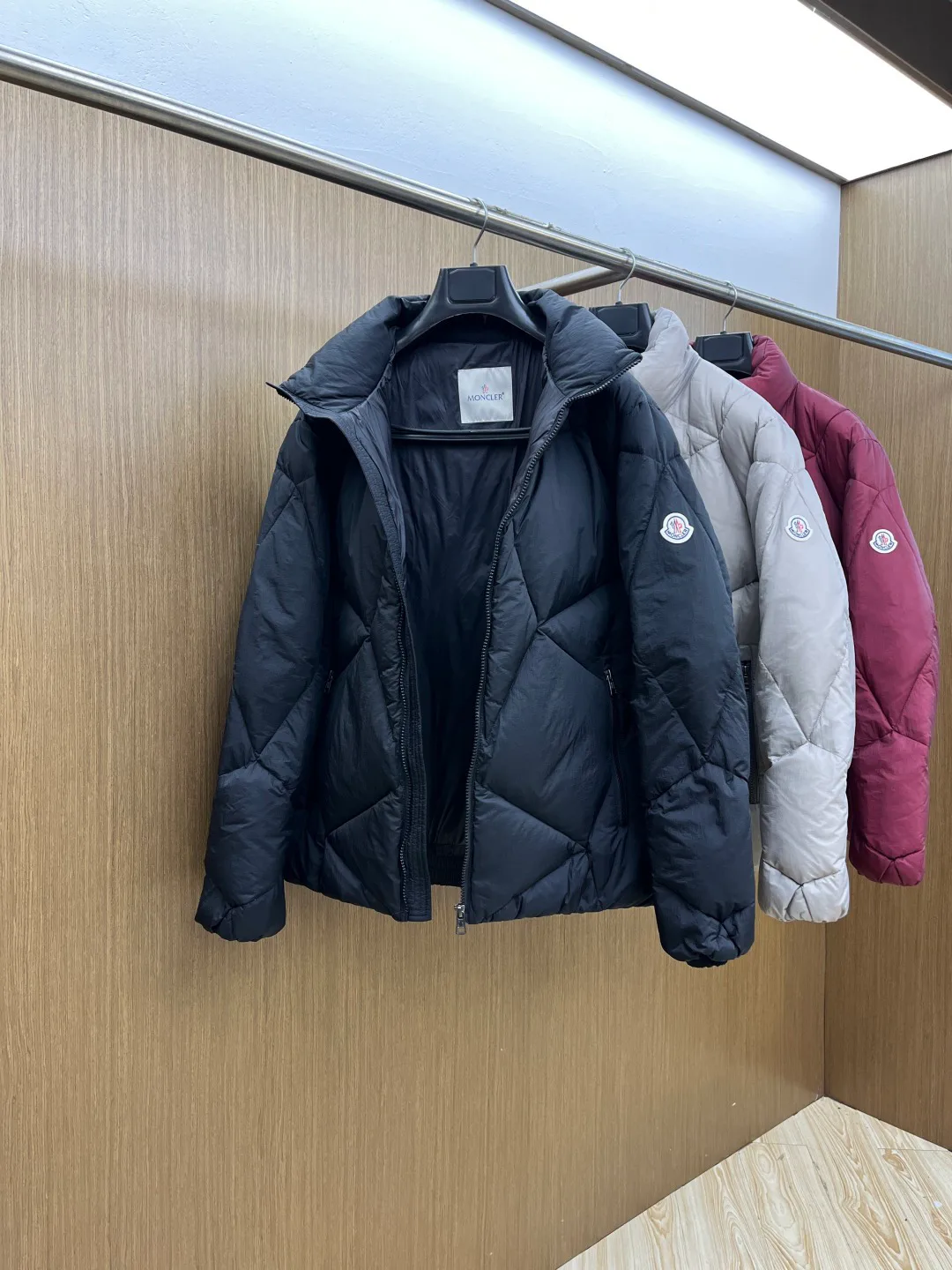 Куртки И Пуховики Женские Moncler 292144