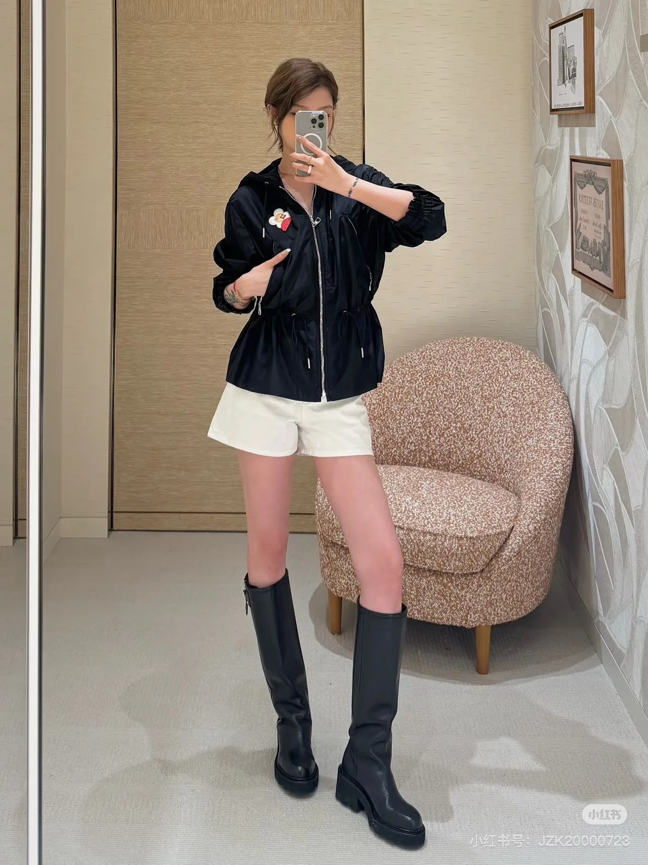 Куртки И Пуховики Женские Louis Vuitton 9804419