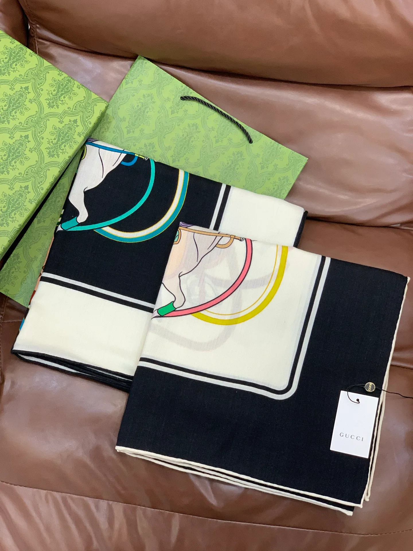 Шарфы Gucci 318433