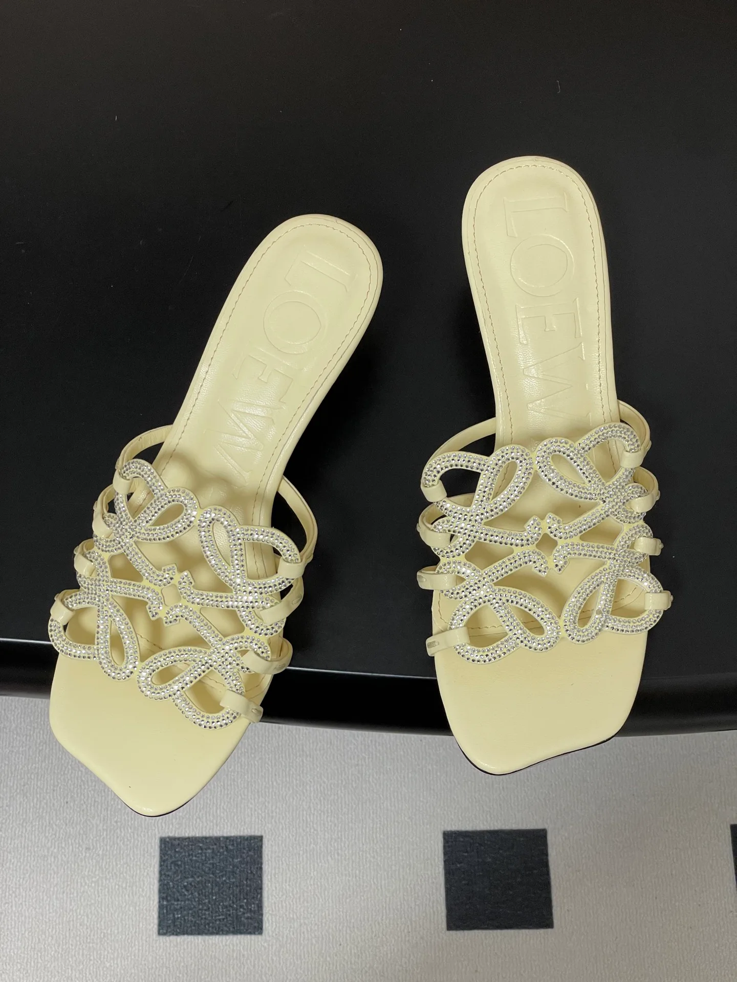 Босоножки Женские Loewe 11464058