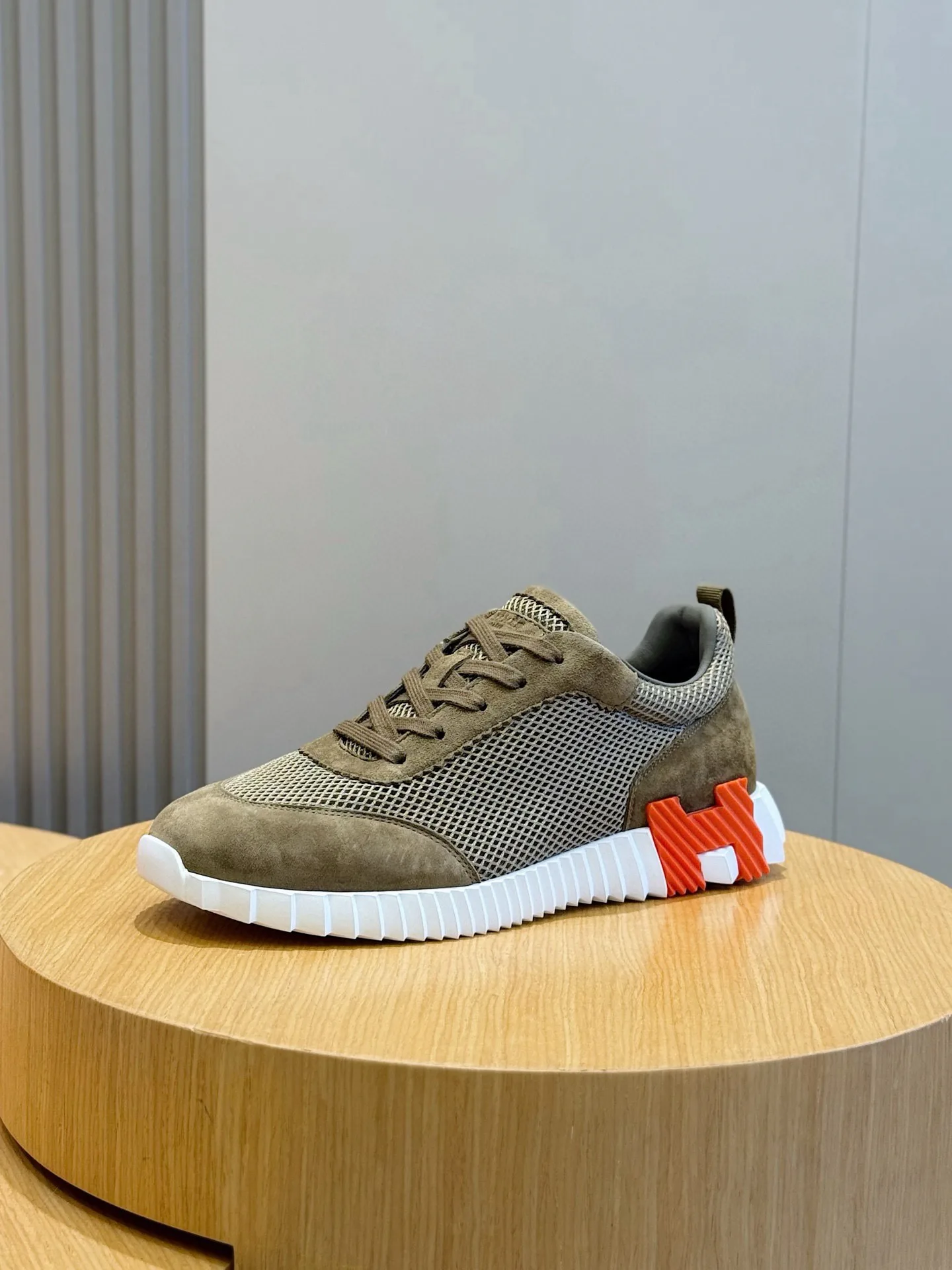 Кроссовки Мужские Hermes 13164677