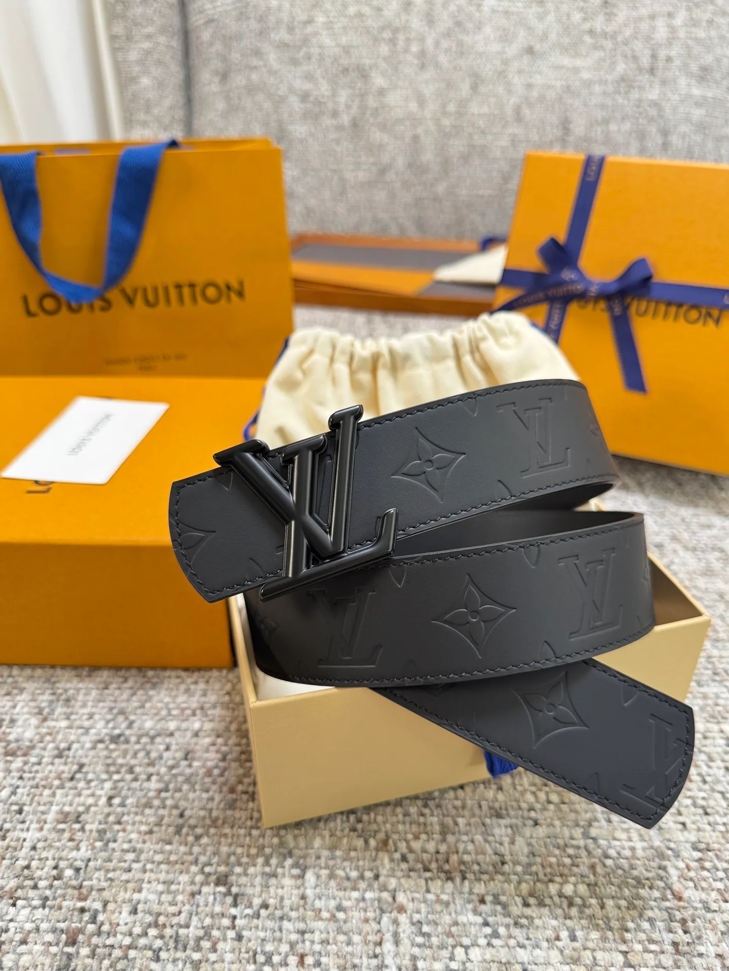 Ремни Louis Vuitton 14563671