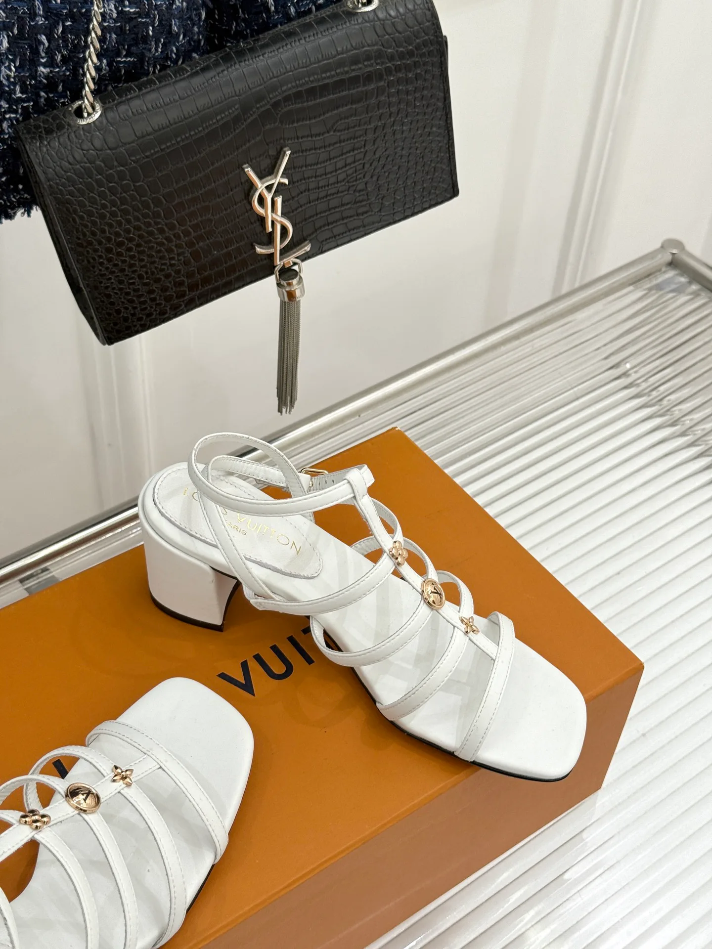 Босоножки Женские Louis Vuitton 17234887