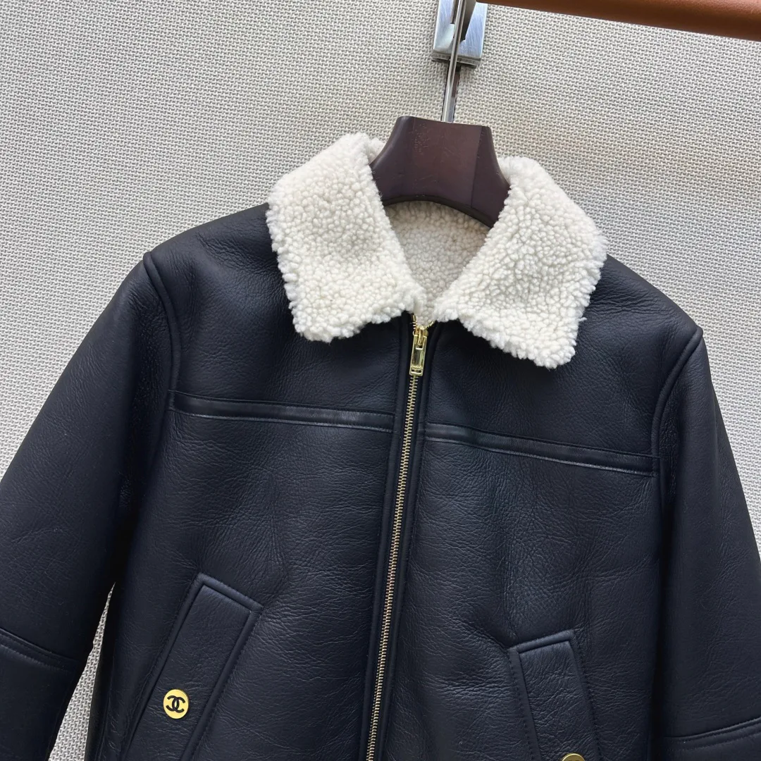 Кожаные Куртки И Дублёнки Женские Chanel 19400587