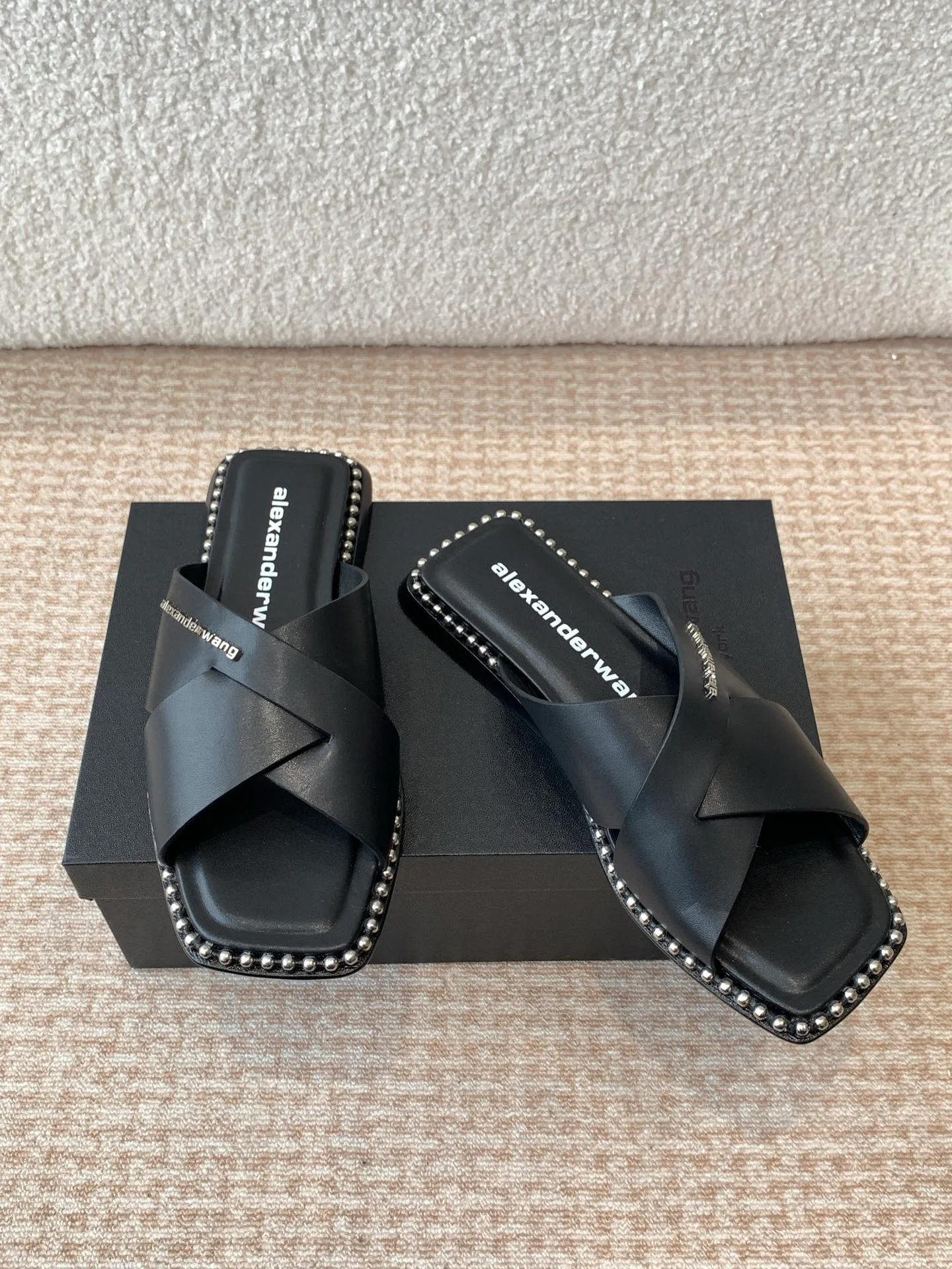 Шлепанцы Женские Alexander Wang 13751