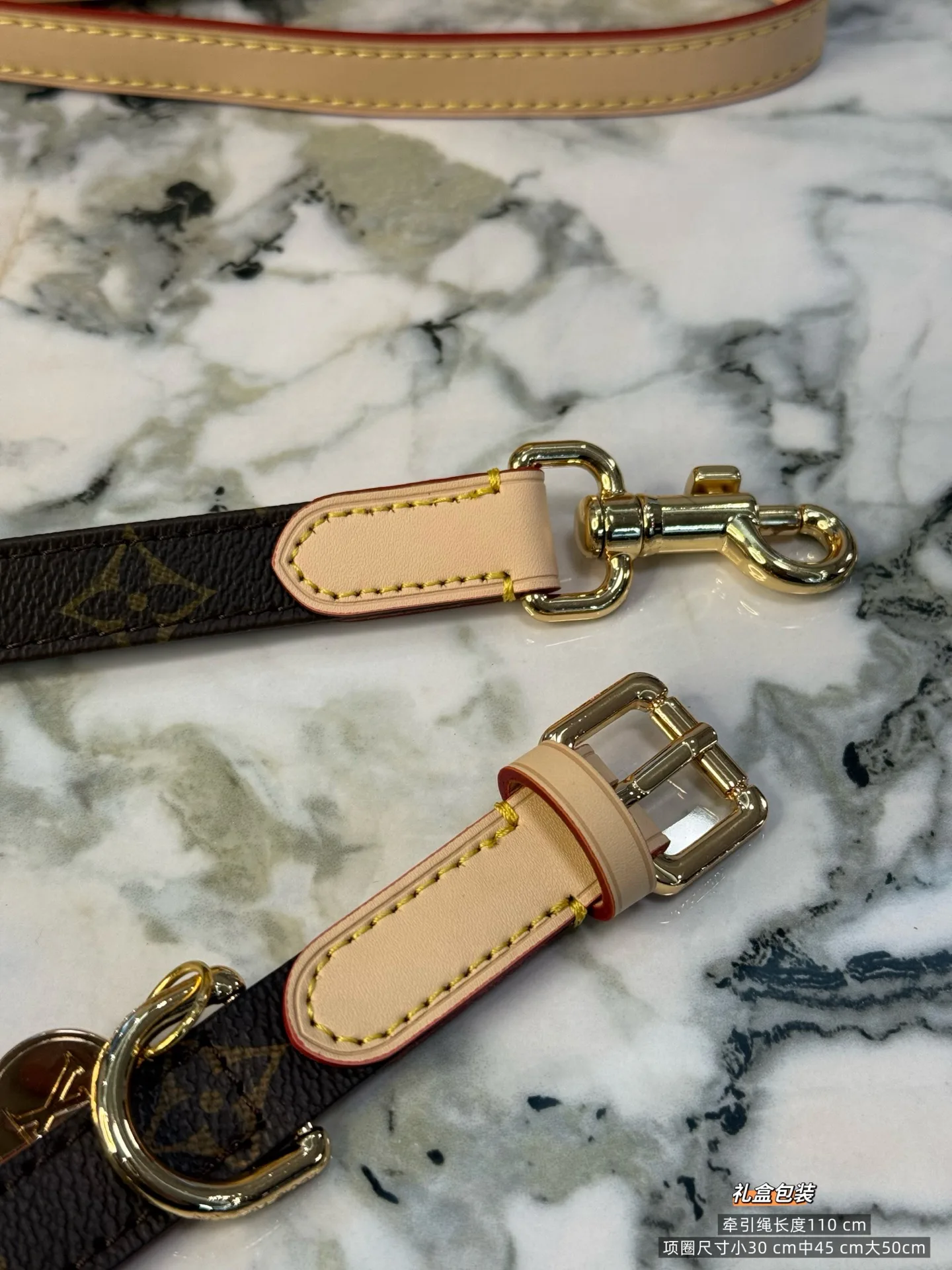 Текстиль Louis Vuitton 11888358