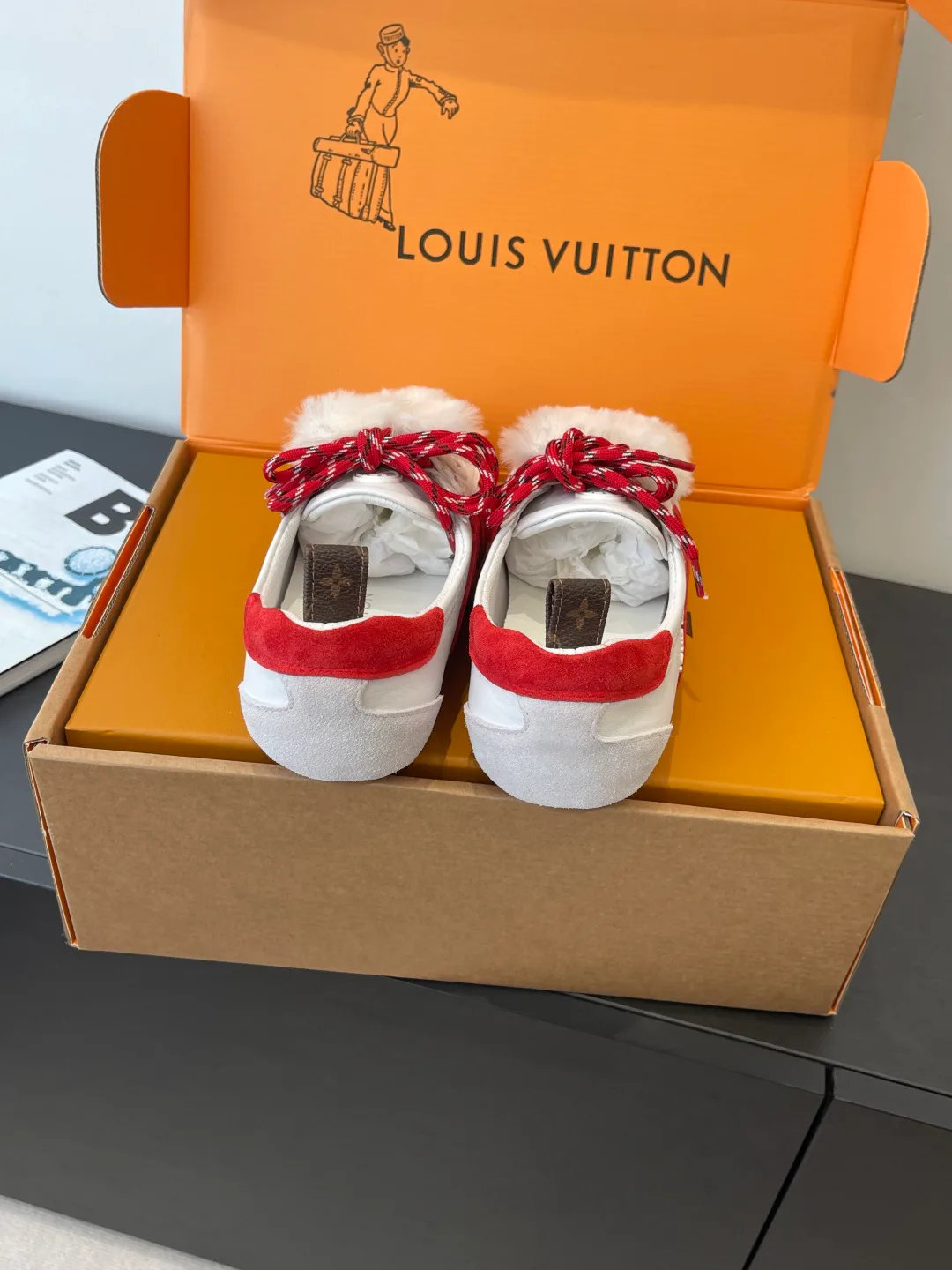 Кроссовки Женские Louis Vuitton 1595082