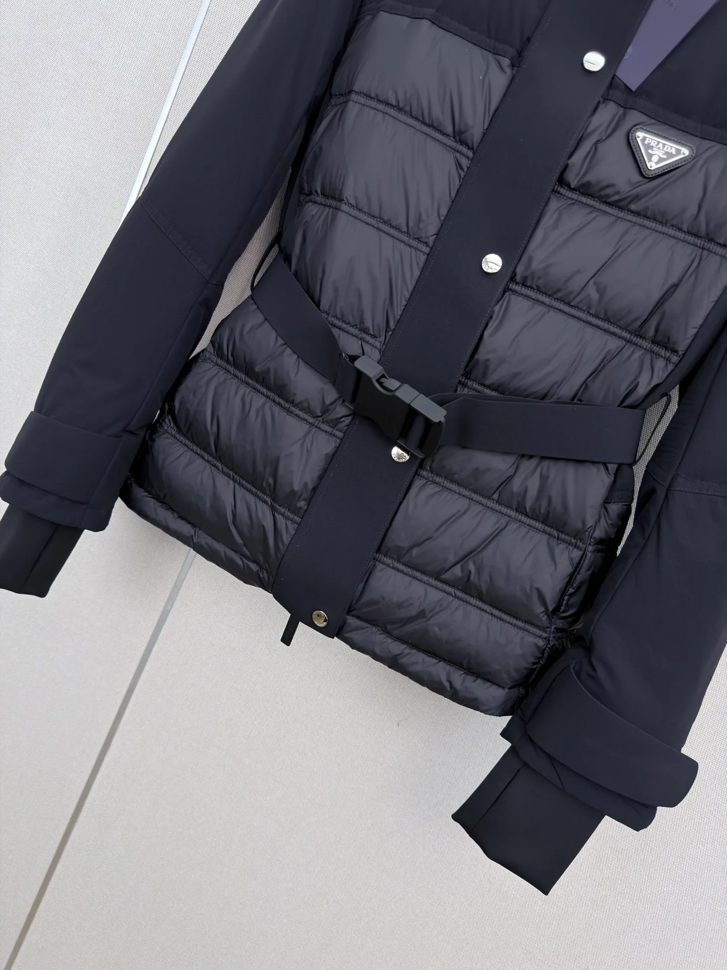 Куртки И Пуховики Женские Prada 18108501