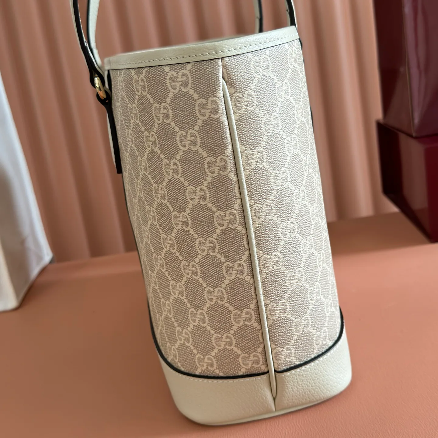 Классические Сумки Женские Gucci 11601446